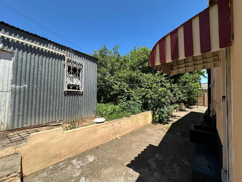 3 Bedroom Property for Sale in Ikwezi Eastern Cape